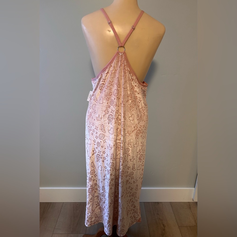 👑 NWT Authentic Disney Parks Princess Pink Velvet Dress. Size 2XL - Picture 2 of 4